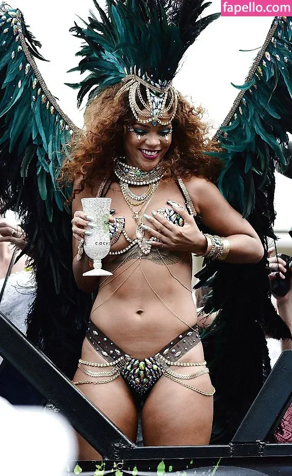 Rihanna Onlyfans Photo Gallery 