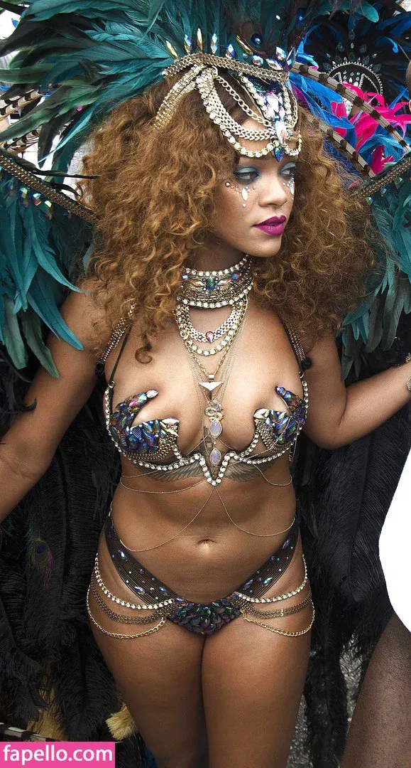 Rihanna Onlyfans Photo Gallery 