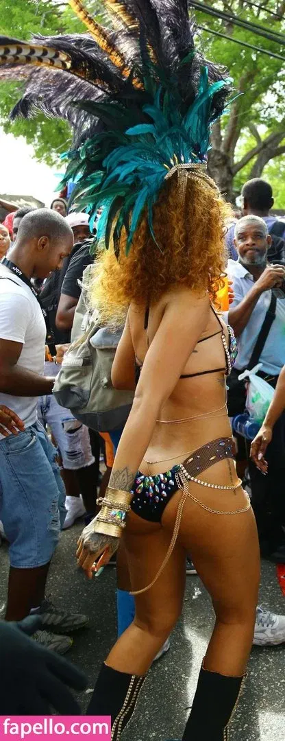 Rihanna Onlyfans Photo Gallery 