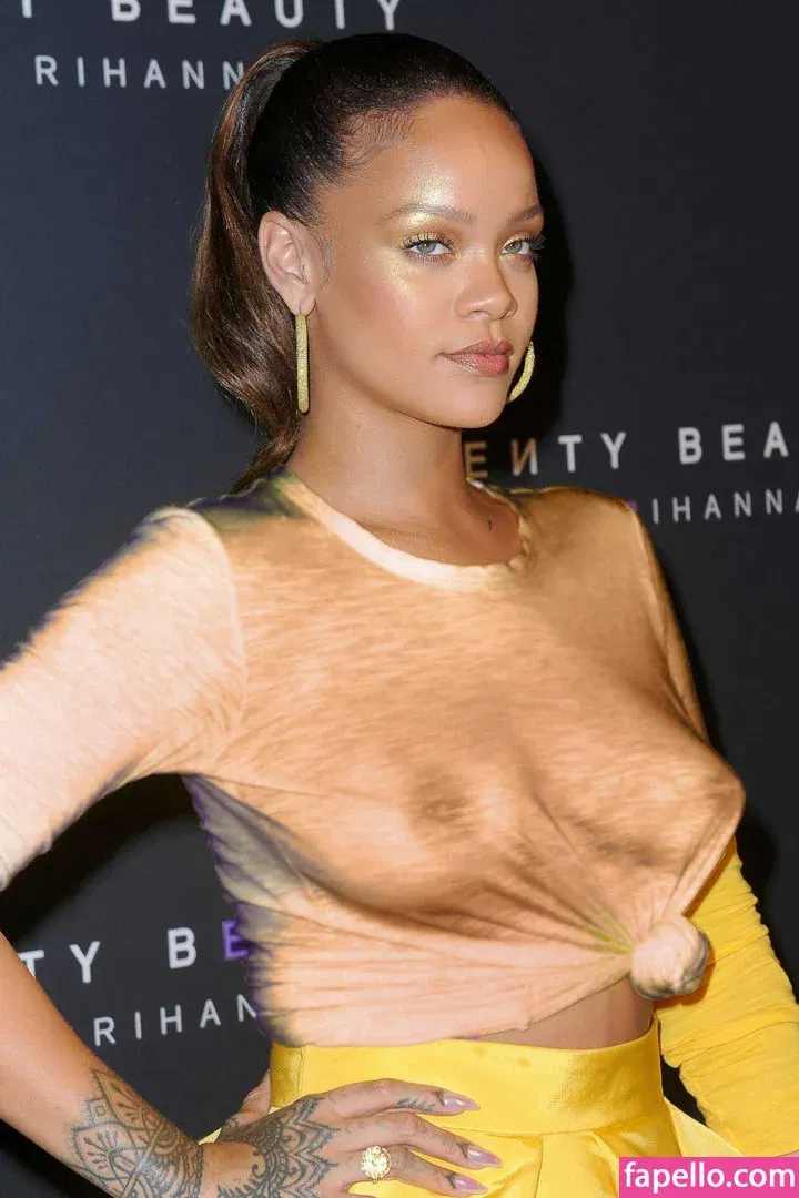 Rihanna Onlyfans Photo Gallery 