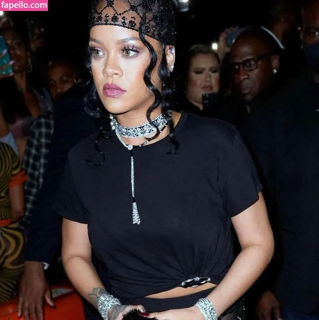 Rihanna Onlyfans Photo Gallery 