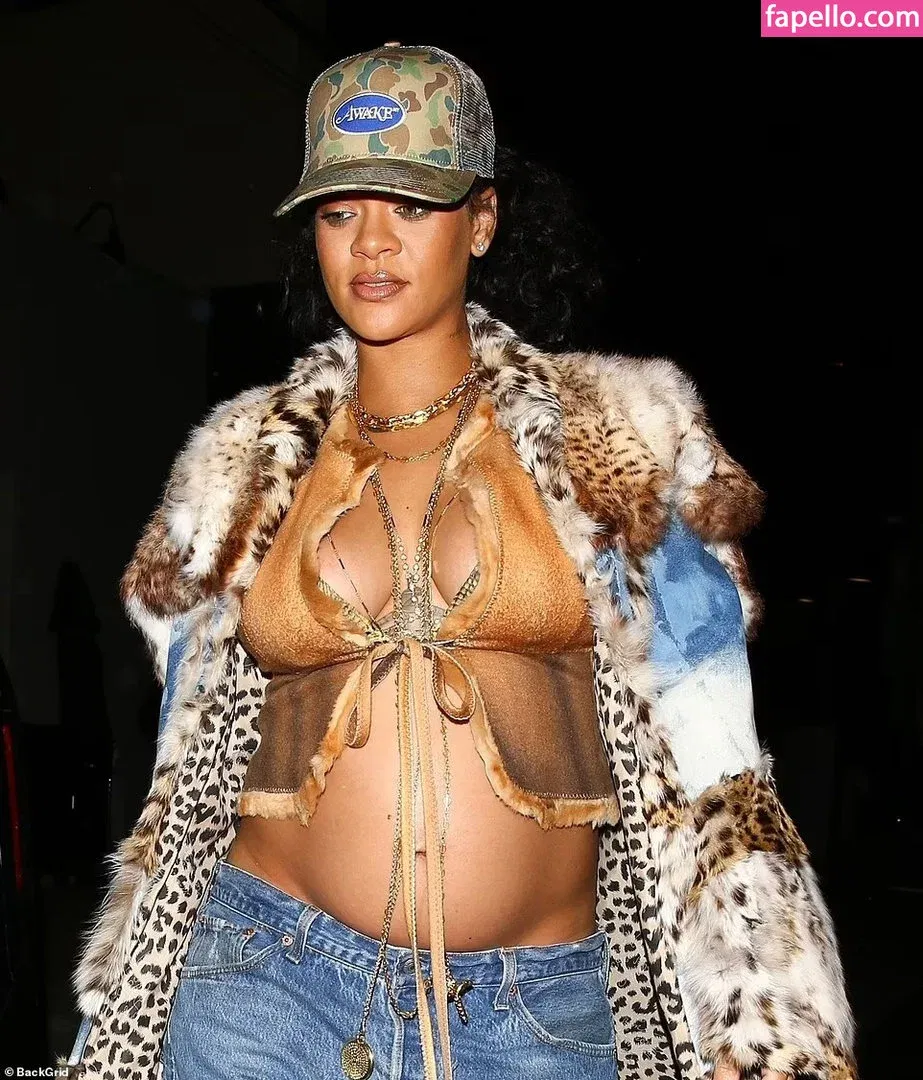 Rihanna Onlyfans Photo Gallery 