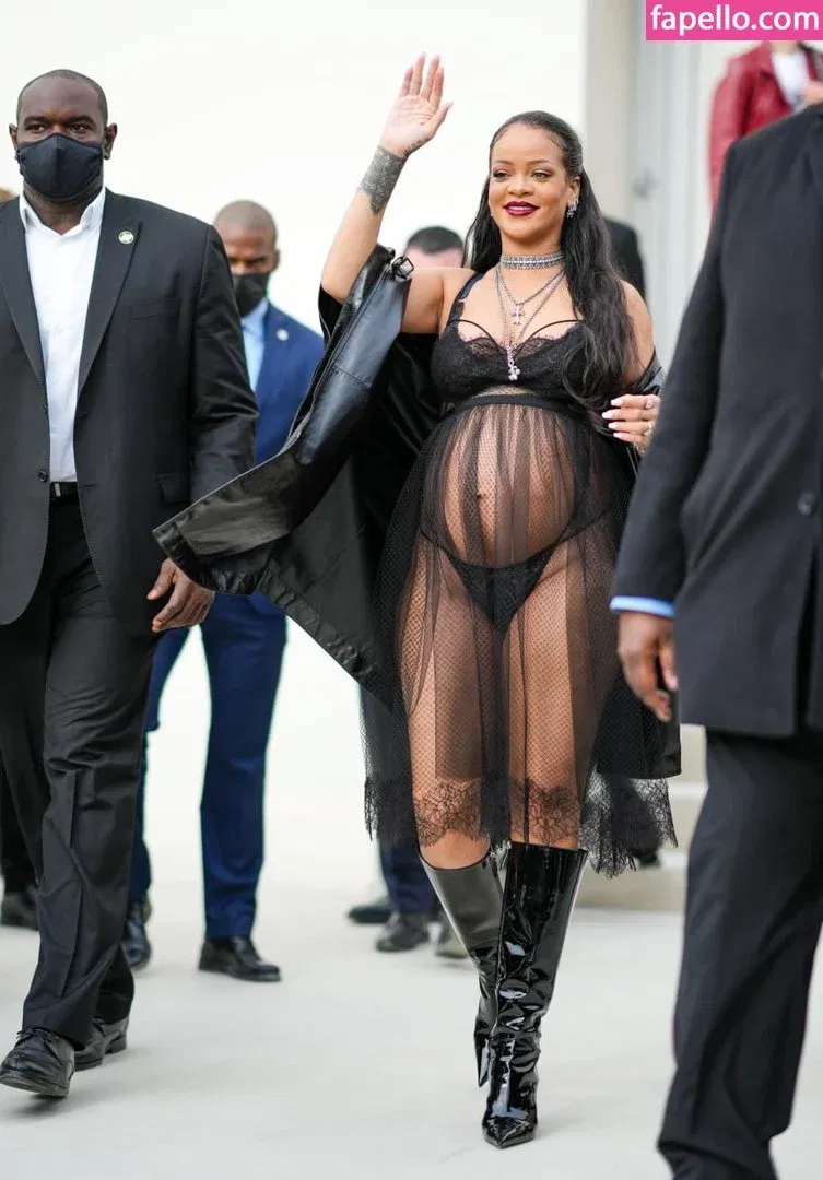 Rihanna Onlyfans Photo Gallery 