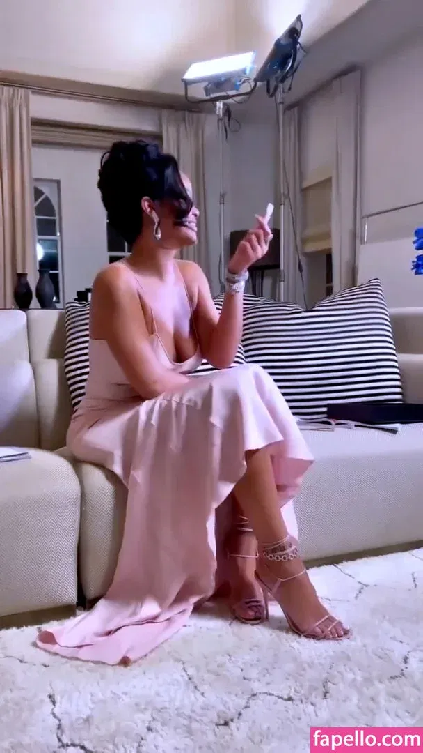 Rihanna Onlyfans Photo Gallery 