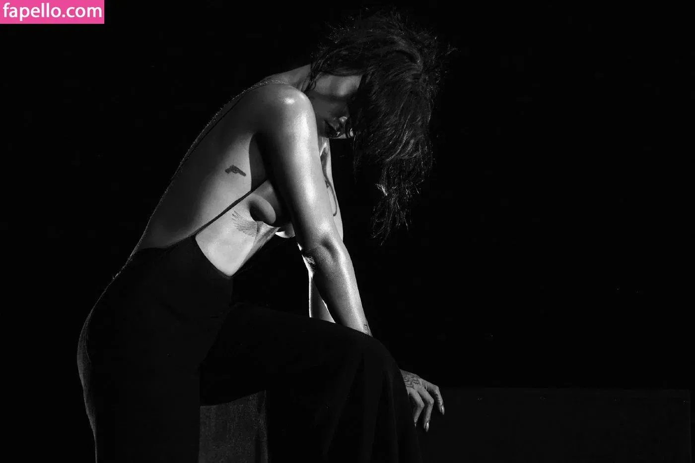 Rihanna Onlyfans Photo Gallery 