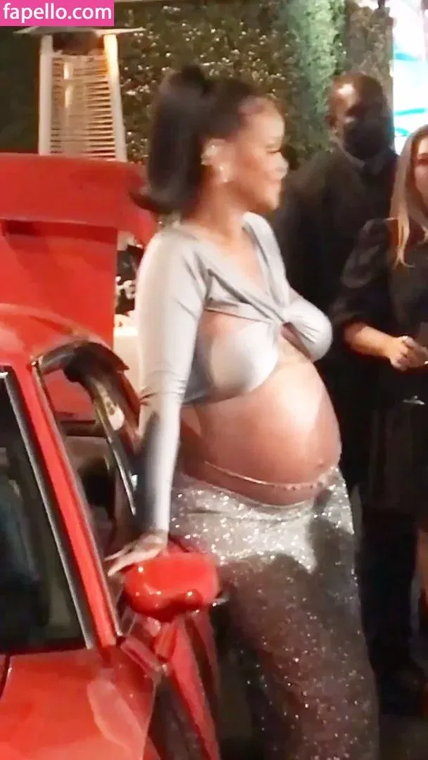 Rihanna Onlyfans Photo Gallery 