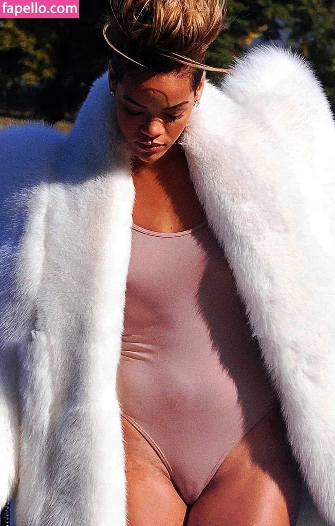 Rihanna Onlyfans Photo Gallery 
