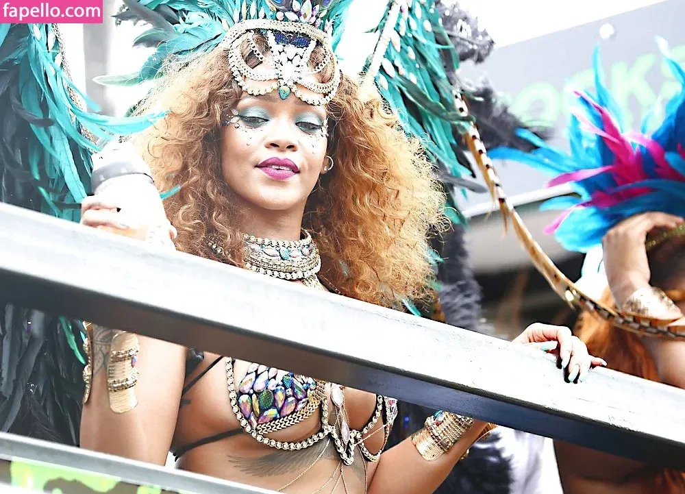 Rihanna Onlyfans Photo Gallery 