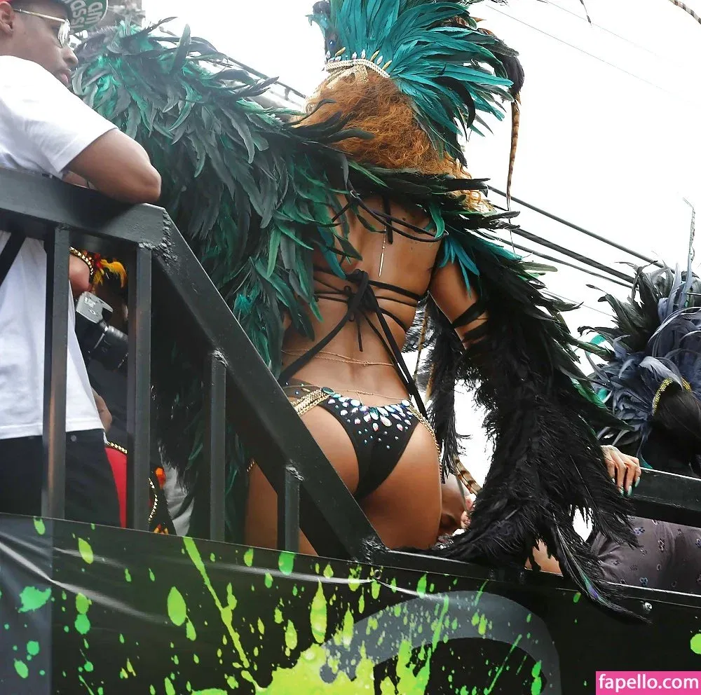 Rihanna Onlyfans Photo Gallery 