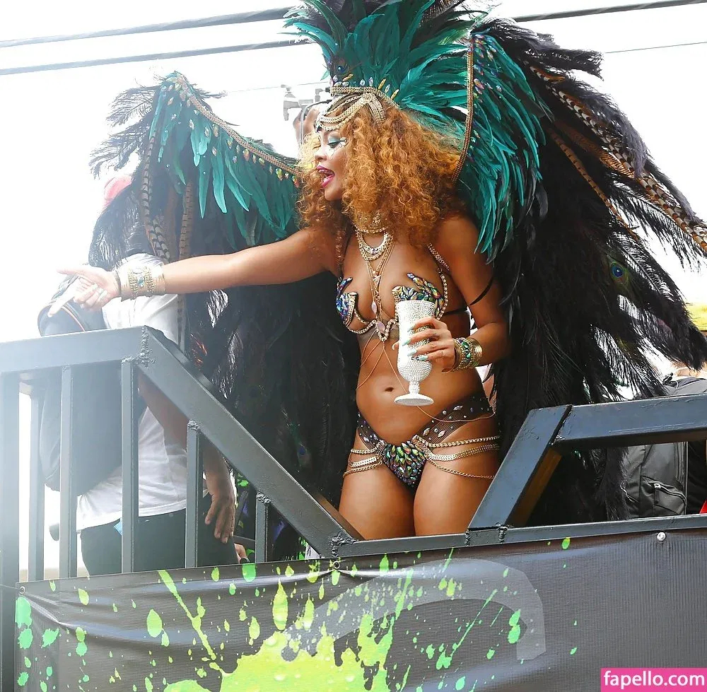 Rihanna Onlyfans Photo Gallery 