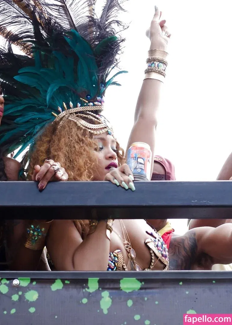 Rihanna Onlyfans Photo Gallery 