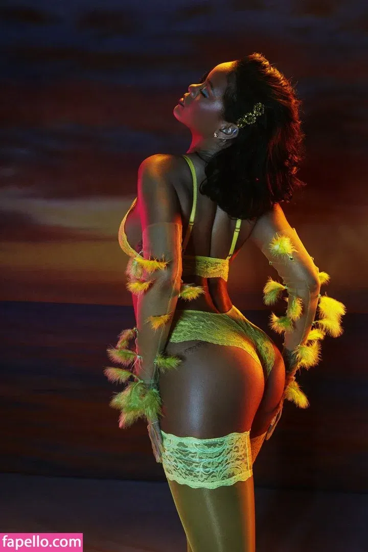 Rihanna Onlyfans Photo Gallery 
