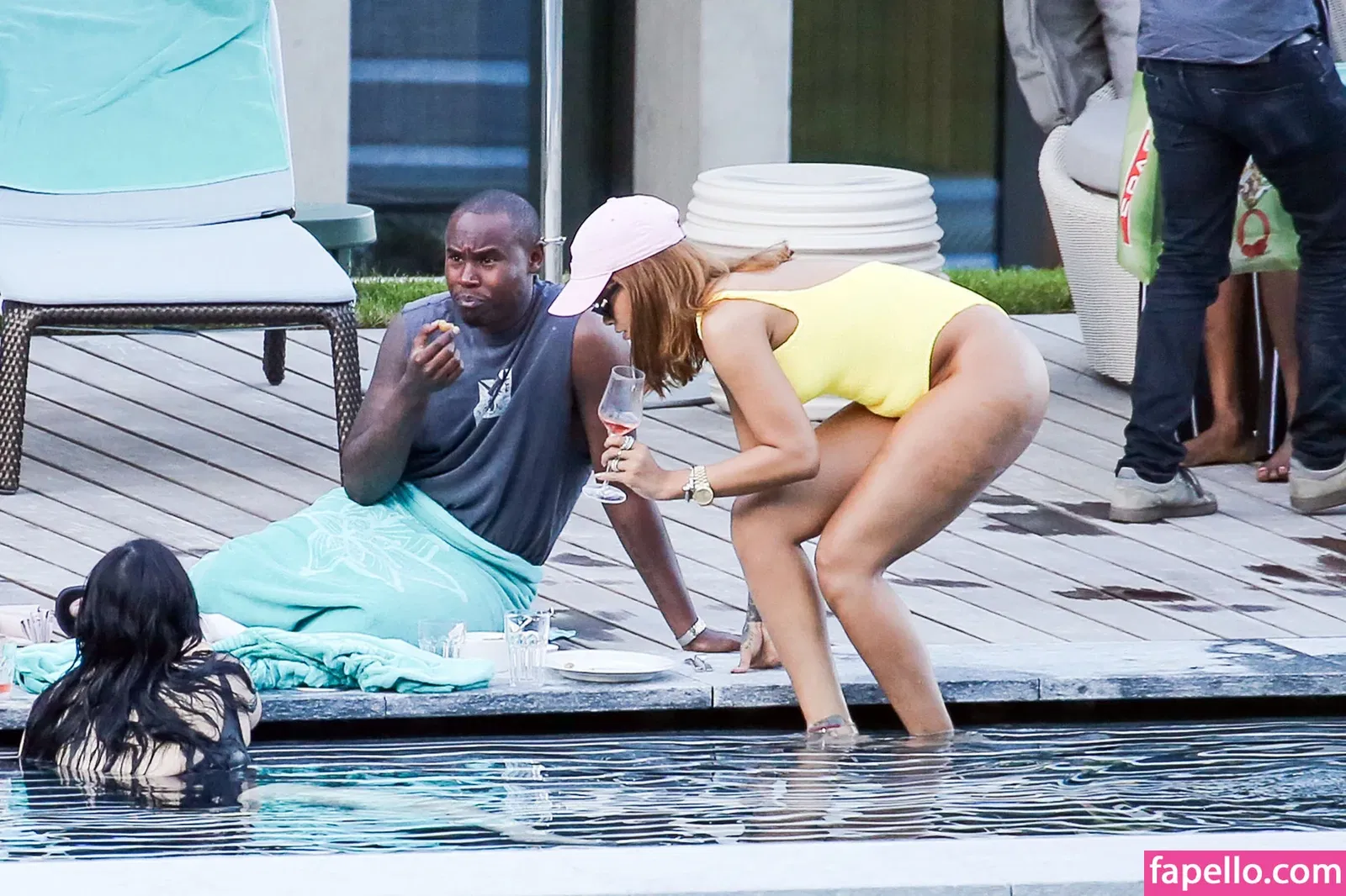 Rihanna Onlyfans Photo Gallery 