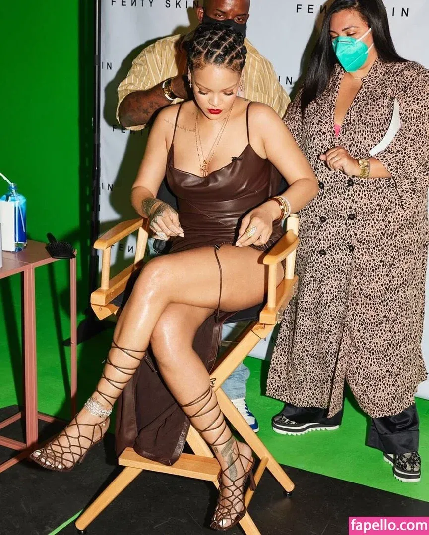 Rihanna Onlyfans Photo Gallery 