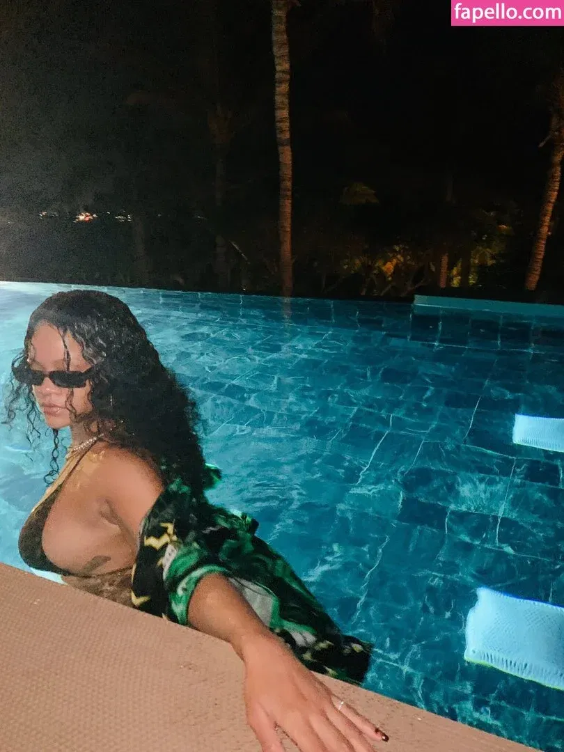 Rihanna Onlyfans Photo Gallery 