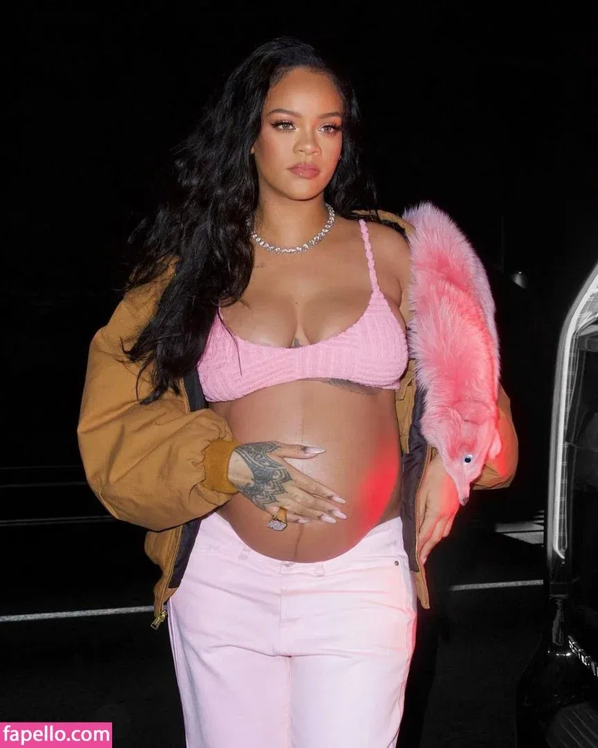 Rihanna Onlyfans Photo Gallery 