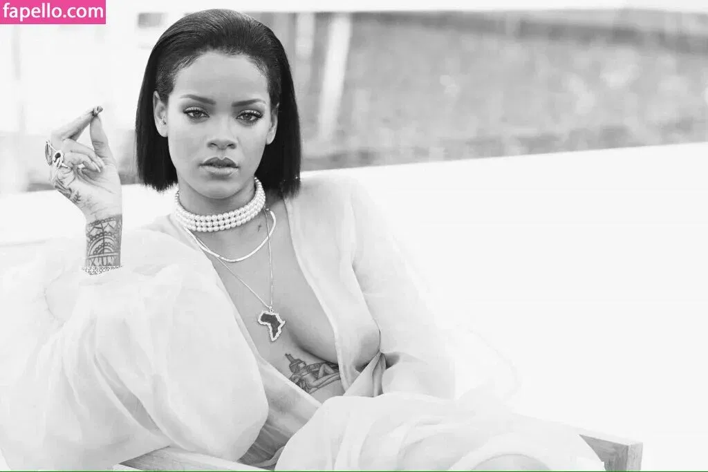 Rihanna Onlyfans Photo Gallery 