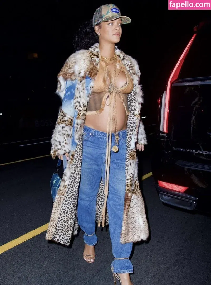 Rihanna Onlyfans Photo Gallery 