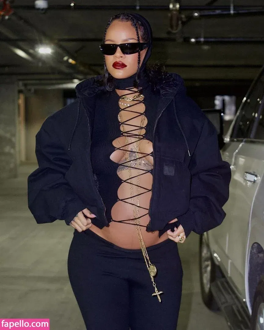 Rihanna Onlyfans Photo Gallery 