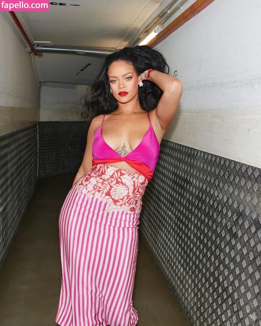 Rihanna Onlyfans Photo Gallery 