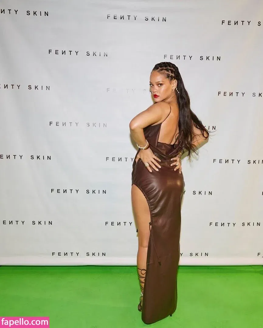 Rihanna Onlyfans Photo Gallery 