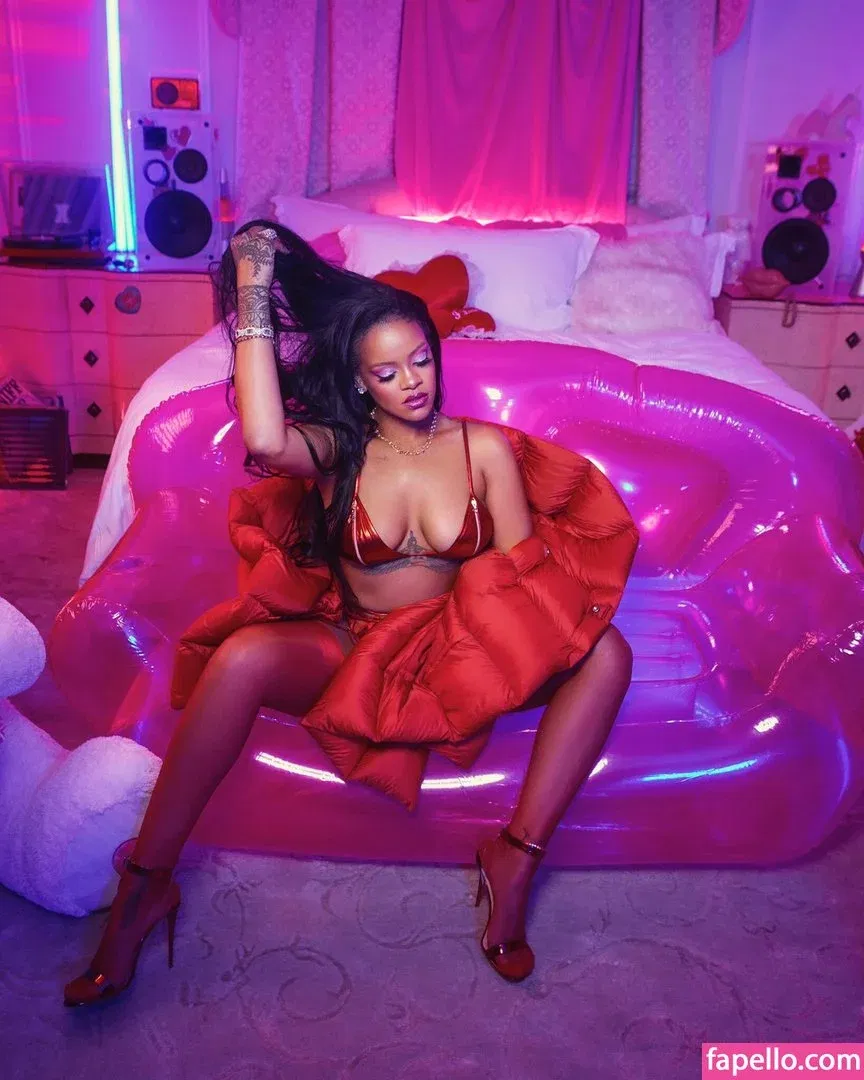 Rihanna Onlyfans Photo Gallery 