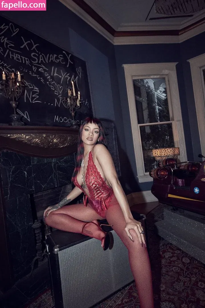 Rihanna Onlyfans Photo Gallery 