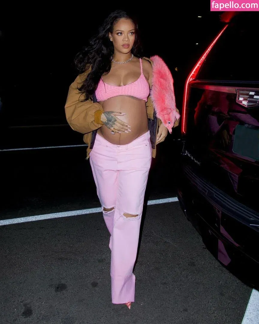 Rihanna Onlyfans Photo Gallery 