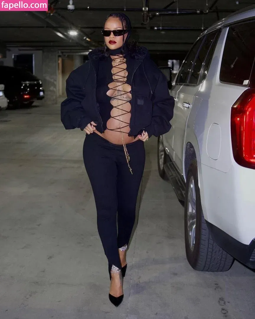 Rihanna Onlyfans Photo Gallery 