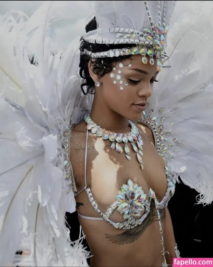 Rihanna Onlyfans Photo Gallery 
