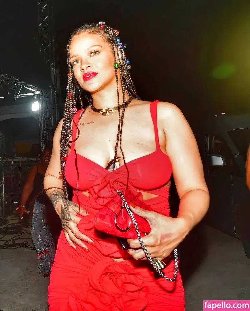 Rihanna Onlyfans Photo Gallery 