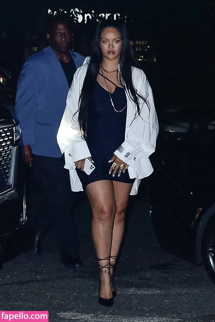 Rihanna Onlyfans Photo Gallery 