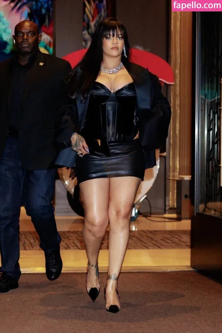 Rihanna Onlyfans Photo Gallery 