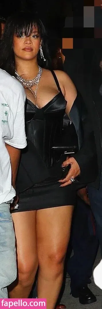 Rihanna Onlyfans Photo Gallery 