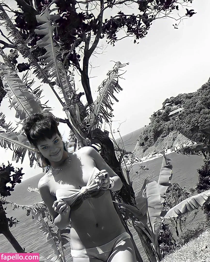 Rihanna Onlyfans Photo Gallery 