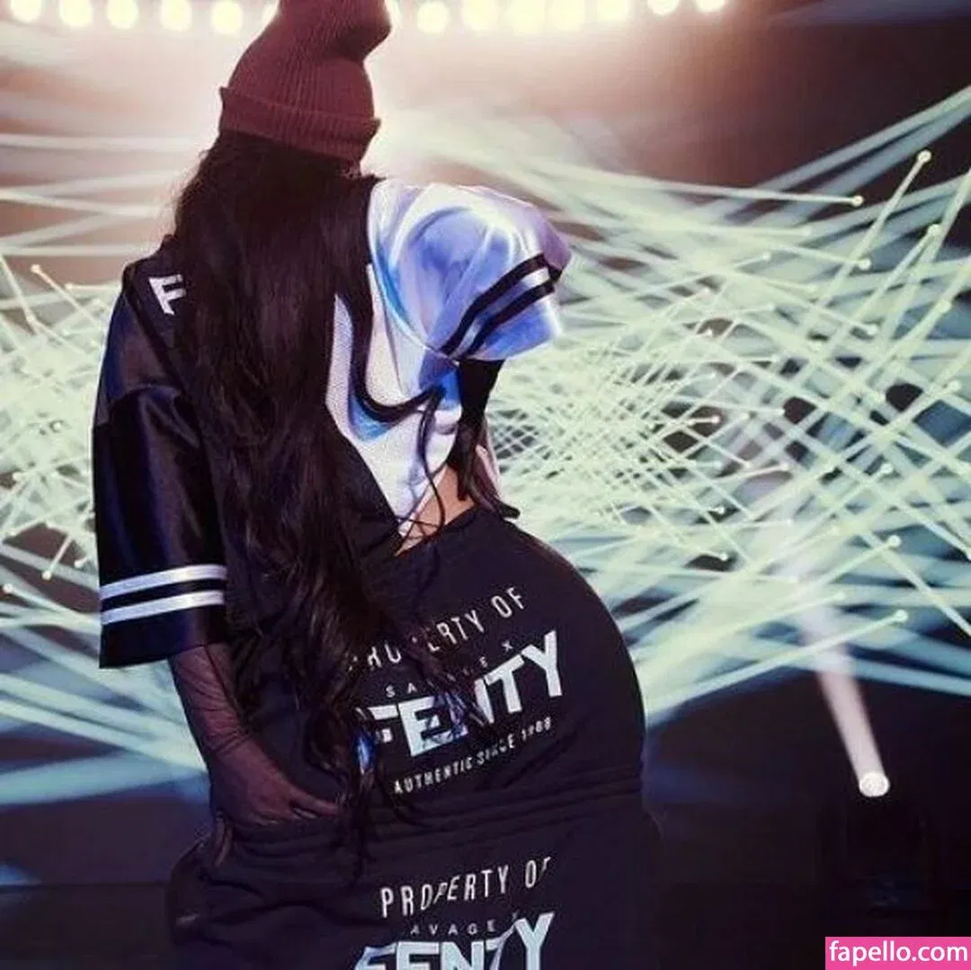 Rihanna Onlyfans Photo Gallery 