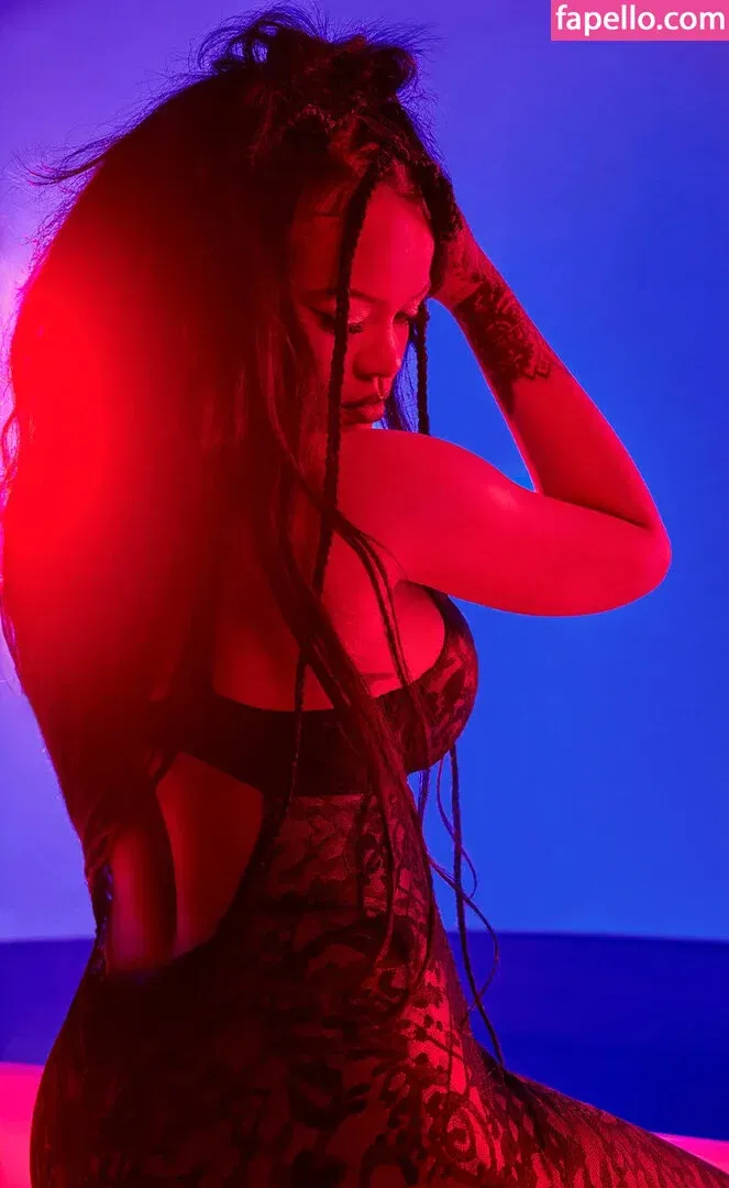 Rihanna Onlyfans Photo Gallery 