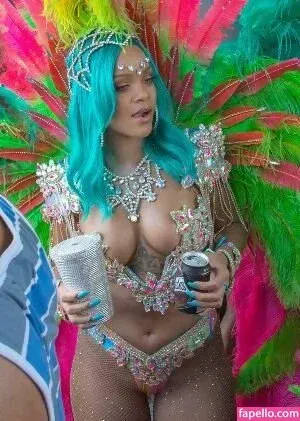 Rihanna Onlyfans Photo Gallery 