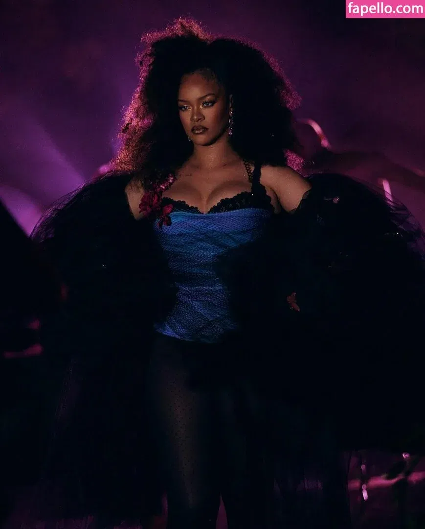 Rihanna Onlyfans Photo Gallery 