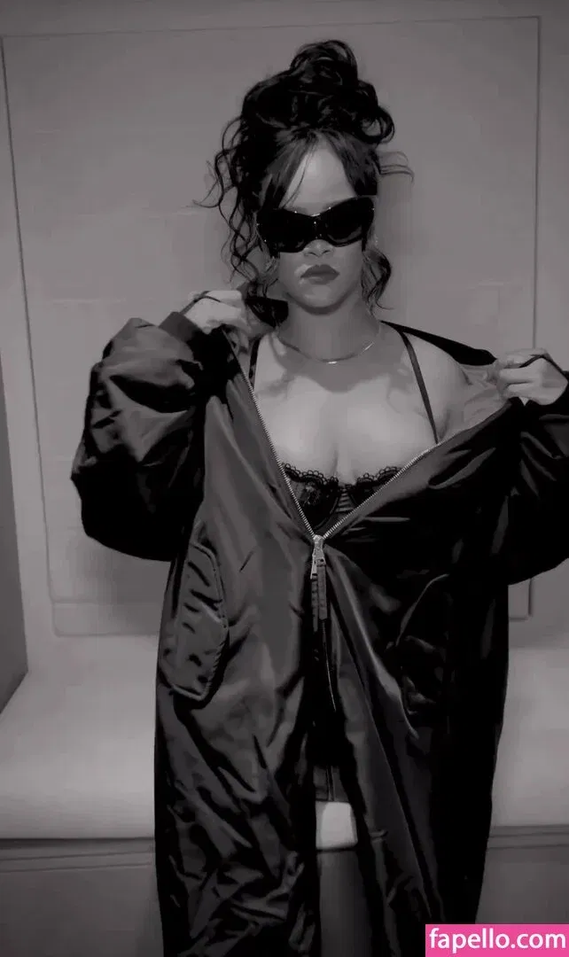 Rihanna Onlyfans Photo Gallery 