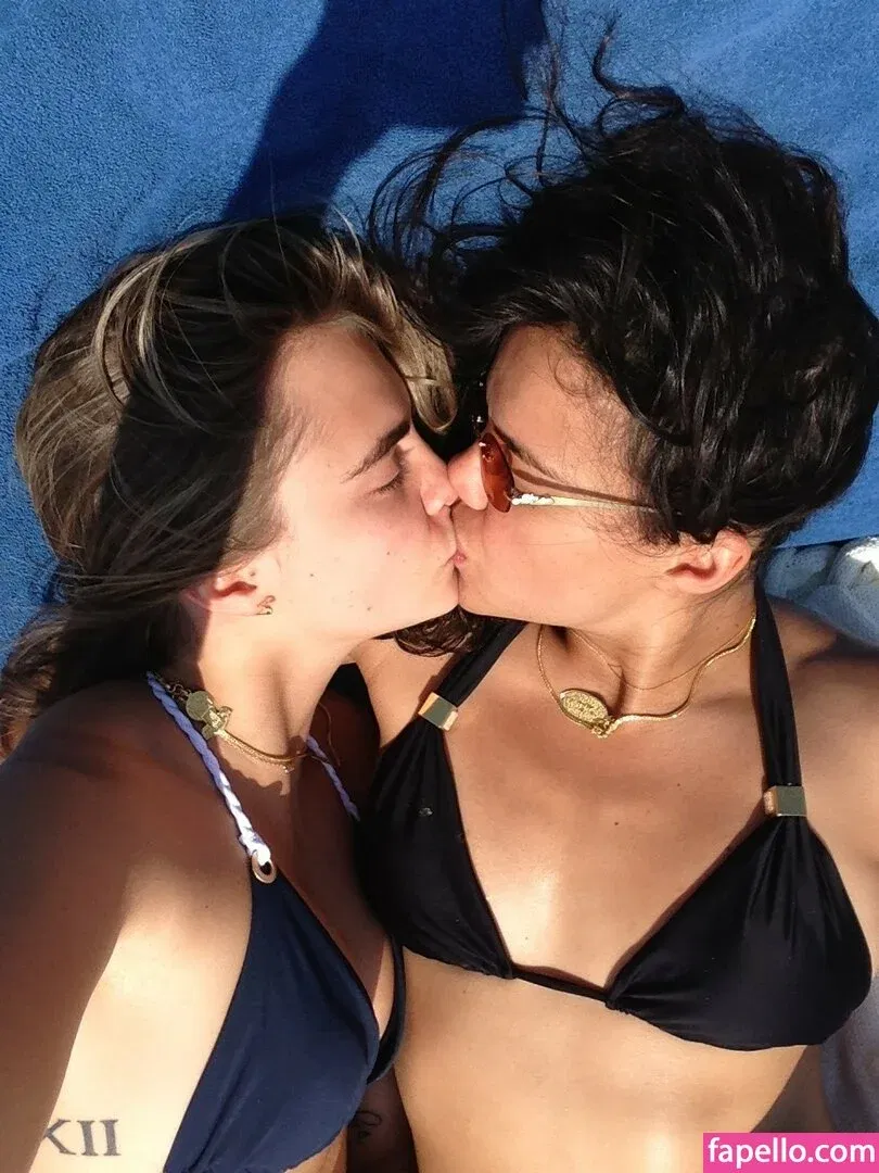 Rihanna Onlyfans Photo Gallery 