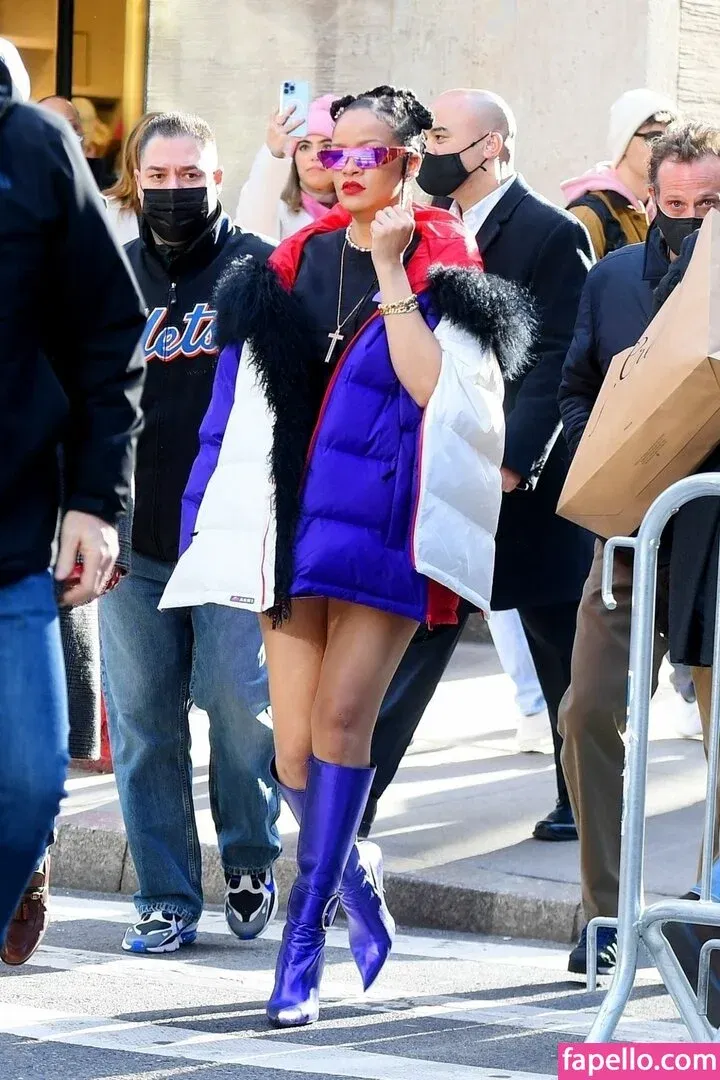 Rihanna Onlyfans Photo Gallery 