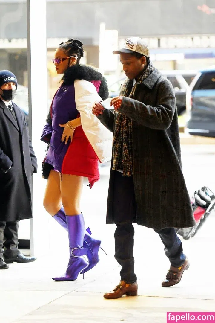 Rihanna Onlyfans Photo Gallery 