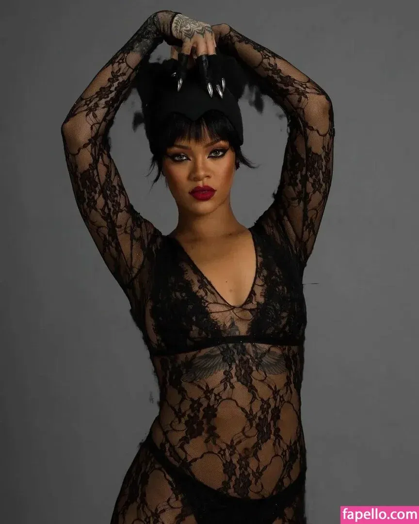 Rihanna Onlyfans Photo Gallery 