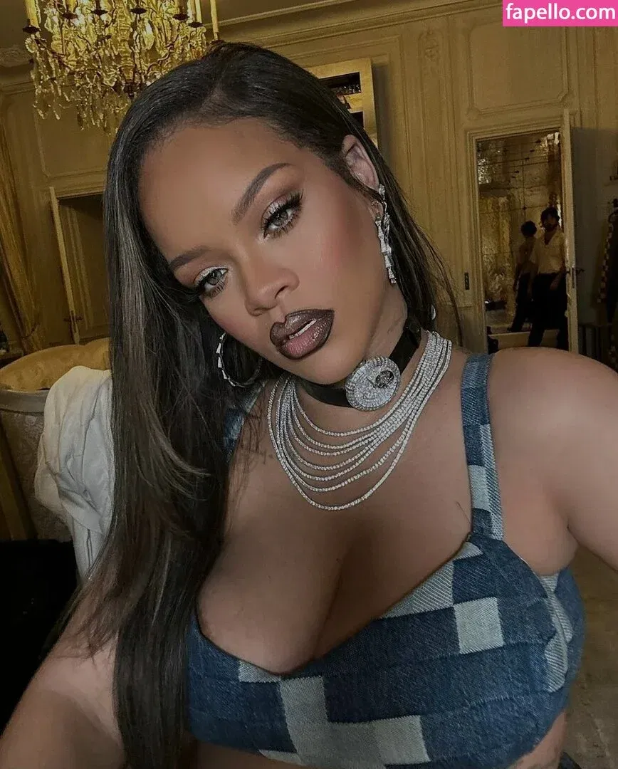 Rihanna Onlyfans Photo Gallery 
