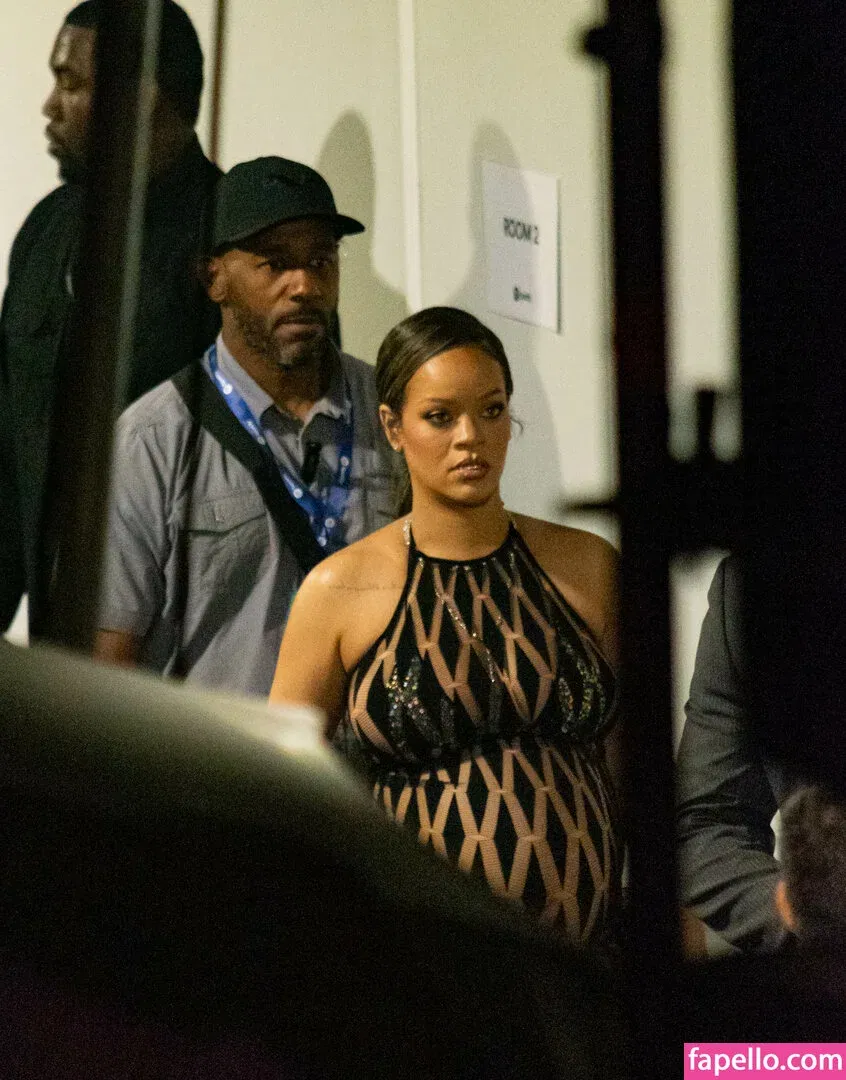 Rihanna Onlyfans Photo Gallery 