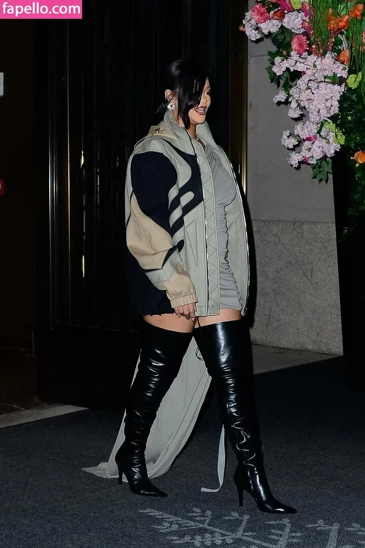 Rihanna Onlyfans Photo Gallery 