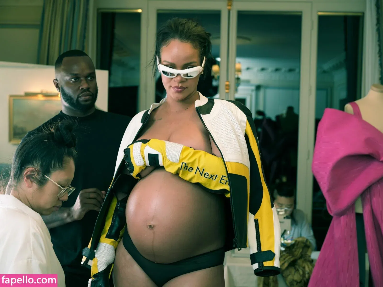 Rihanna Onlyfans Photo Gallery 