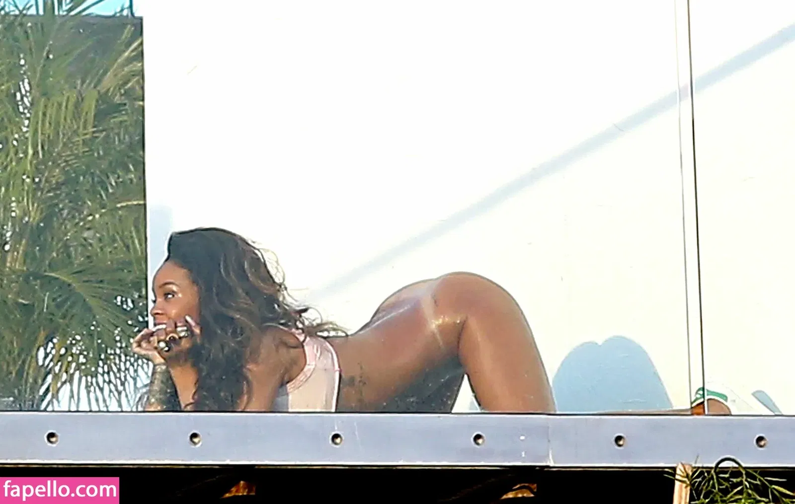 Rihanna Onlyfans Photo Gallery 