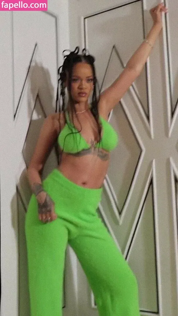 Rihanna Onlyfans Photo Gallery 